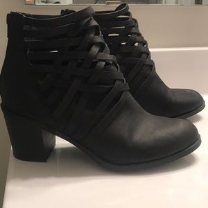 Ankle boots